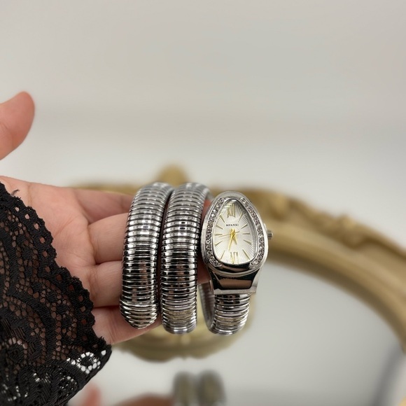✨ Serpenti Wrap Bracelet Watch – Silver Tone / White Dial ✨ main image 5